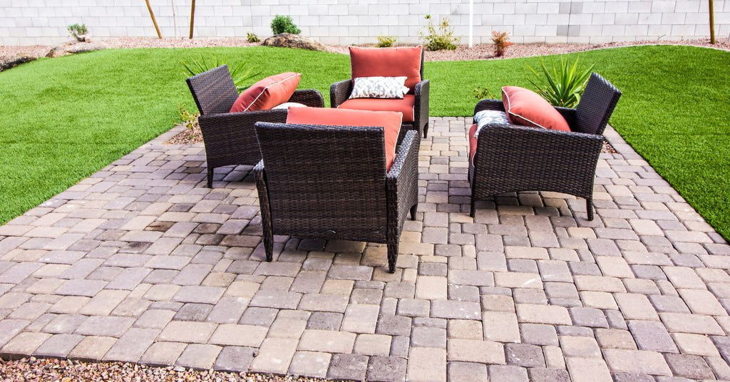 Creating Cozy Outdoor Spaces: Must-Have Furniture for Patios, Decks, and Gardens